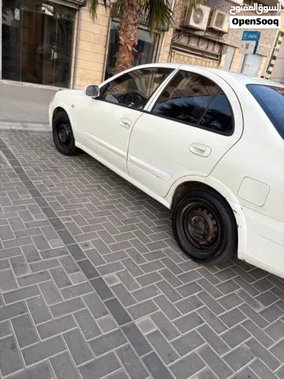 نيسان صني SL 3