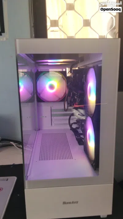 pc كامل مع شاشة المواصفات بالوصف 4