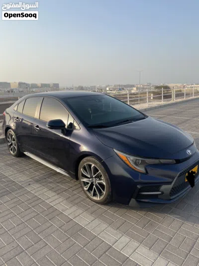 Toyota Corolla SE 2