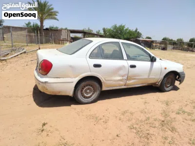 Nissan Sunny SL 3