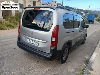 undefined 3