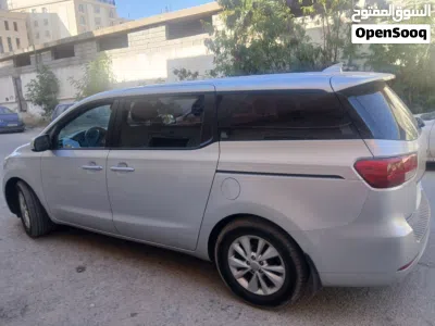 Kia Sedona Standard 2