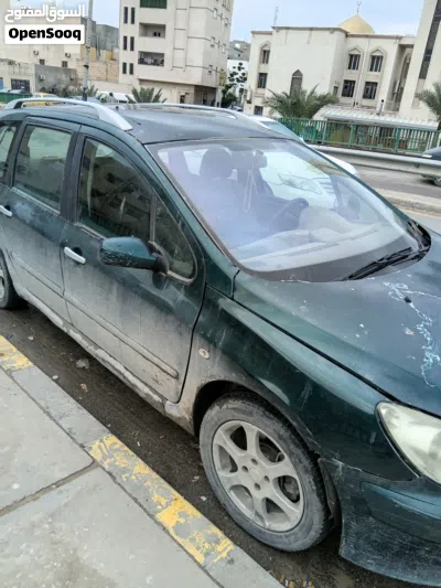 بيجو 307 SW 4