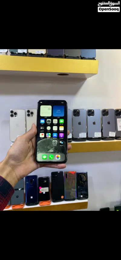 عرضنا اليوم حبه واحده فقط عررررررررررطه iPhone 11 Pro Max 256G رسمي يشغل اي شريحة السعر فقط : 255$ 2