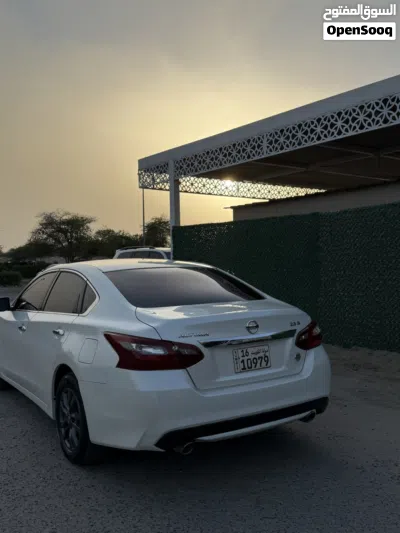 نيسان التيما SL 4