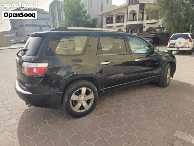 GMC Acadia Standard 2