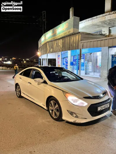 Hyundai Sonata Blue 2