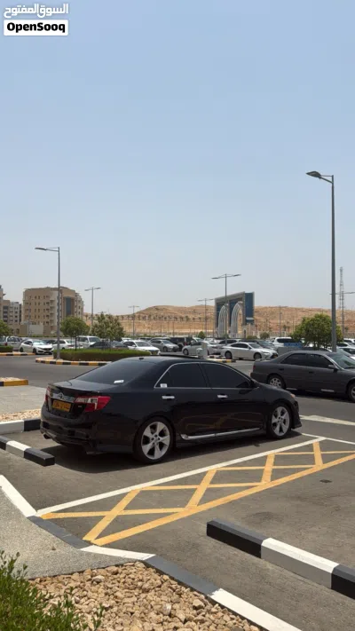 Toyota Camry SE 2