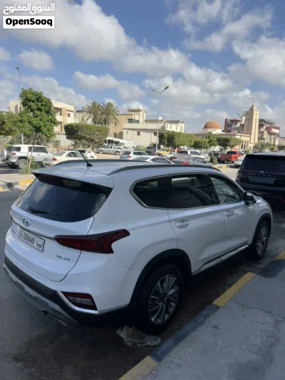 Hyundai Santa Fe GL 3