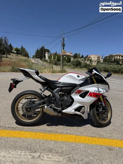 Yamaha YZF-R6 4