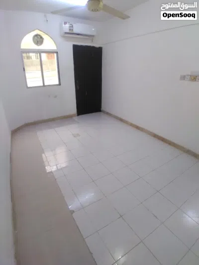 غرف غير مفروش للايجار بالمناطق التاليه العذيبه قريب من ماركت الفير ايضا بالغبره الشماليه والخوير ... 2
