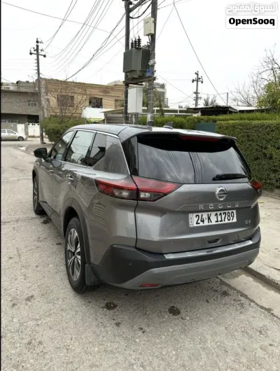 Nissan Rogue SV 4