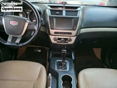 Geely Emgrand X7 4
