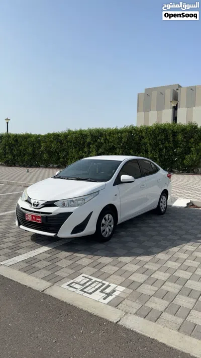 Toyota Yaris SE 3