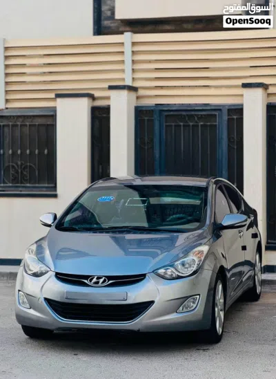 Hyundai Avante Limited 3