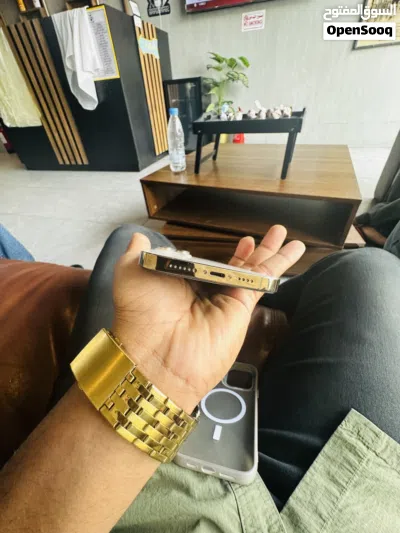 iPhone 14 Pro Max gold colur without box 4