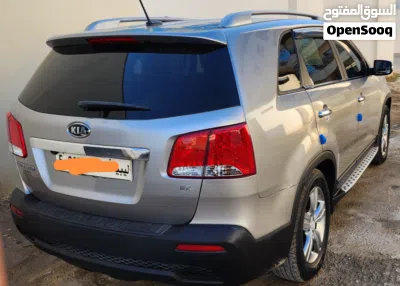Kia Sorento EX 3