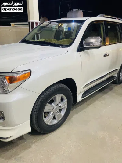 Toyota Land Cruiser EXR 2