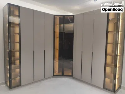 خزائن حائط زاوية تصاميم مودرن اضائه داخليه ظرف زجاج بانوراما تفصيل حسب الطلب خشب لامينيت تركي 3