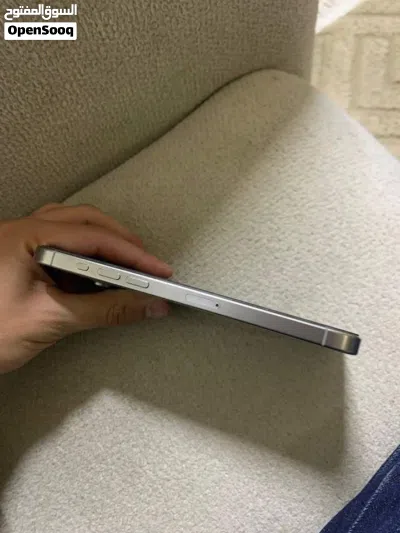 iPhone 15 pro max 3