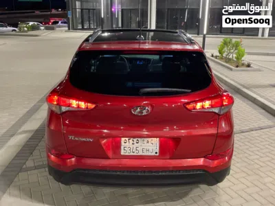 Hyundai Tucson GL 3
