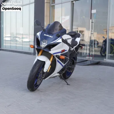 سوزوكي GSX-R1000 2