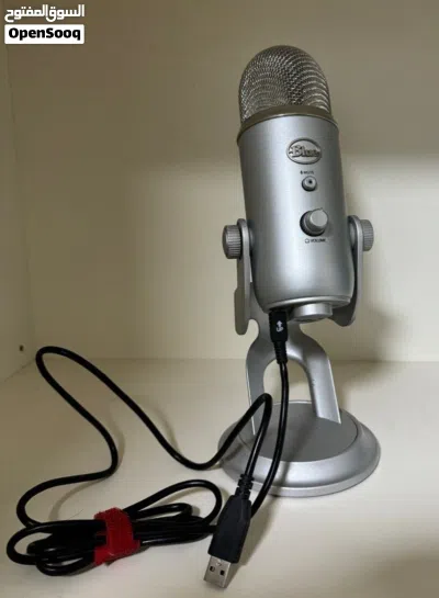للبيع ميكروفون احترافي Blue Yeti كسر الزيرو 2