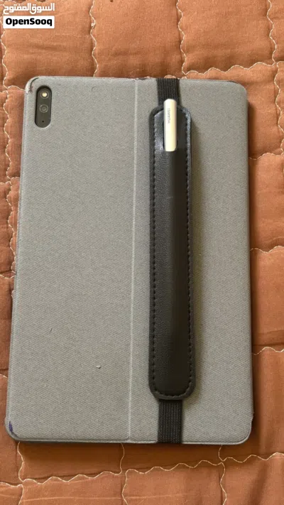 Huawei MatePad بحالة ممتاز مع قلم هواوي اصلي هدية 3