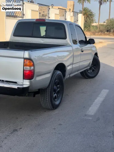 Toyota Tacoma Limited 2