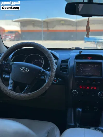 Kia Sorento LX 3