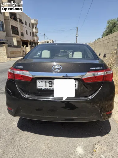 تويوتا كورولا LE 2