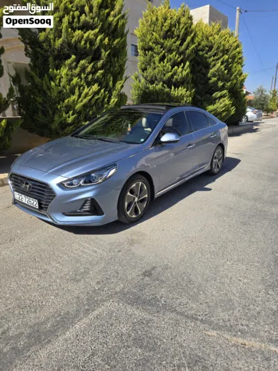Hyundai Sonata Limited 3