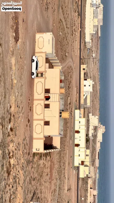 منزل للبيع مقابل الواجهه البحريه بالاشـــــخرة 2
