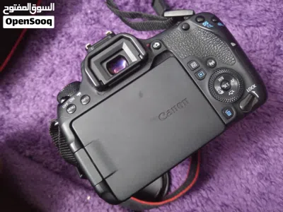 كاميرا كانون 77d مرتبة واستعمال خفيف... معها كل أغراضها عدستها الاساسية والبطارية والستراب والشاحن. 4
