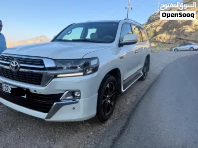 Toyota Land Cruiser GXR 4