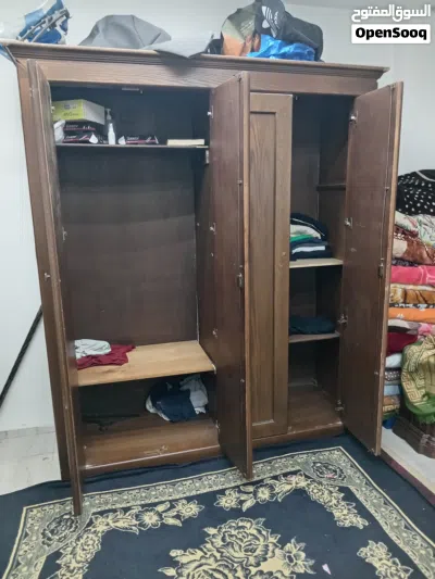 خزانة ملابس خشب مستعمل للبيع 4