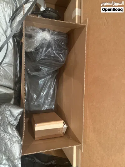Brand New Jeep Wrangler 4-Door Soft Top – Unused in Original Box 4