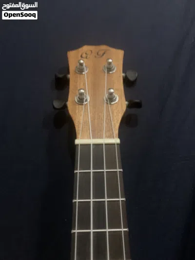 Guitar, UKE. ما مستخدم 4