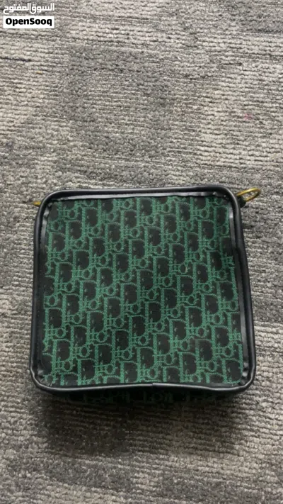 شنتة Dior للبيع 4