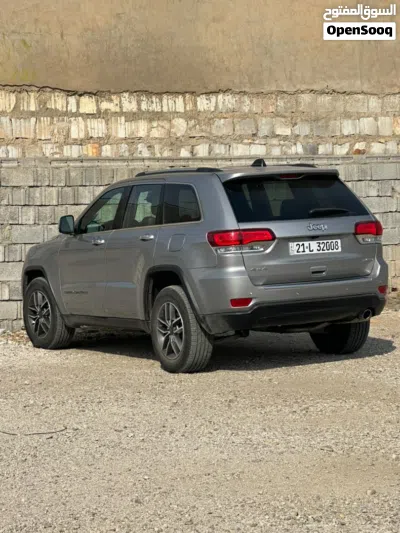 Jeep Grand Cherokee L Limited 4X2 2