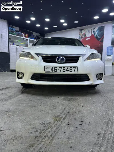 لكزس CT CT 200 Luxury 4