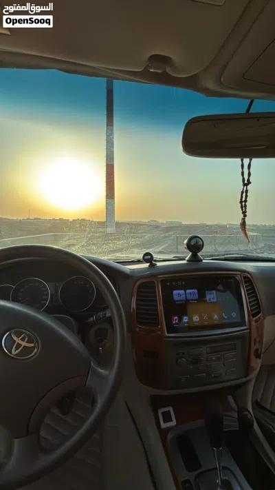 تويوتا لاند كروزر VXR 4