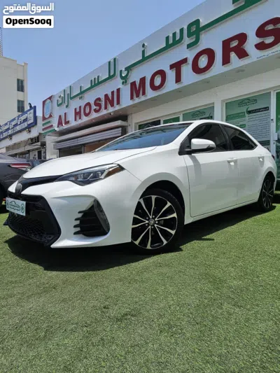 Toyota Corolla SE 3