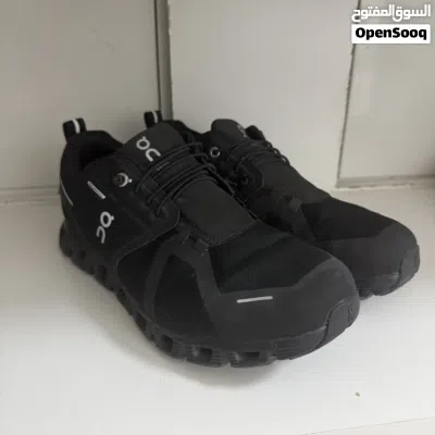 on running cloud sneakers 3