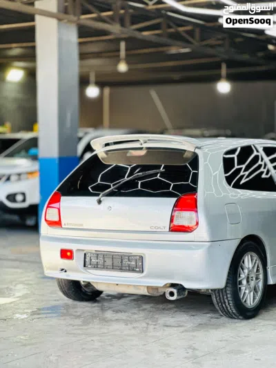 Mitsubishi Colt 3