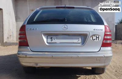 مرسيدس بنز الفئة-C C 240 2