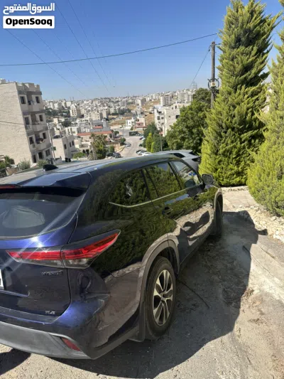 Toyota Highlander XLE 4
