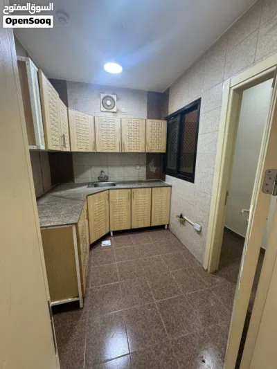 شقه مميزة فى شارع مزون Distinctive apartment in Mazoon Street 3