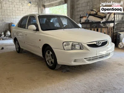 Hyundai Verna Standard 3