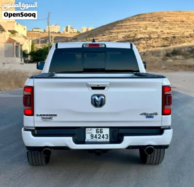 Dodge Ram Laramie 2